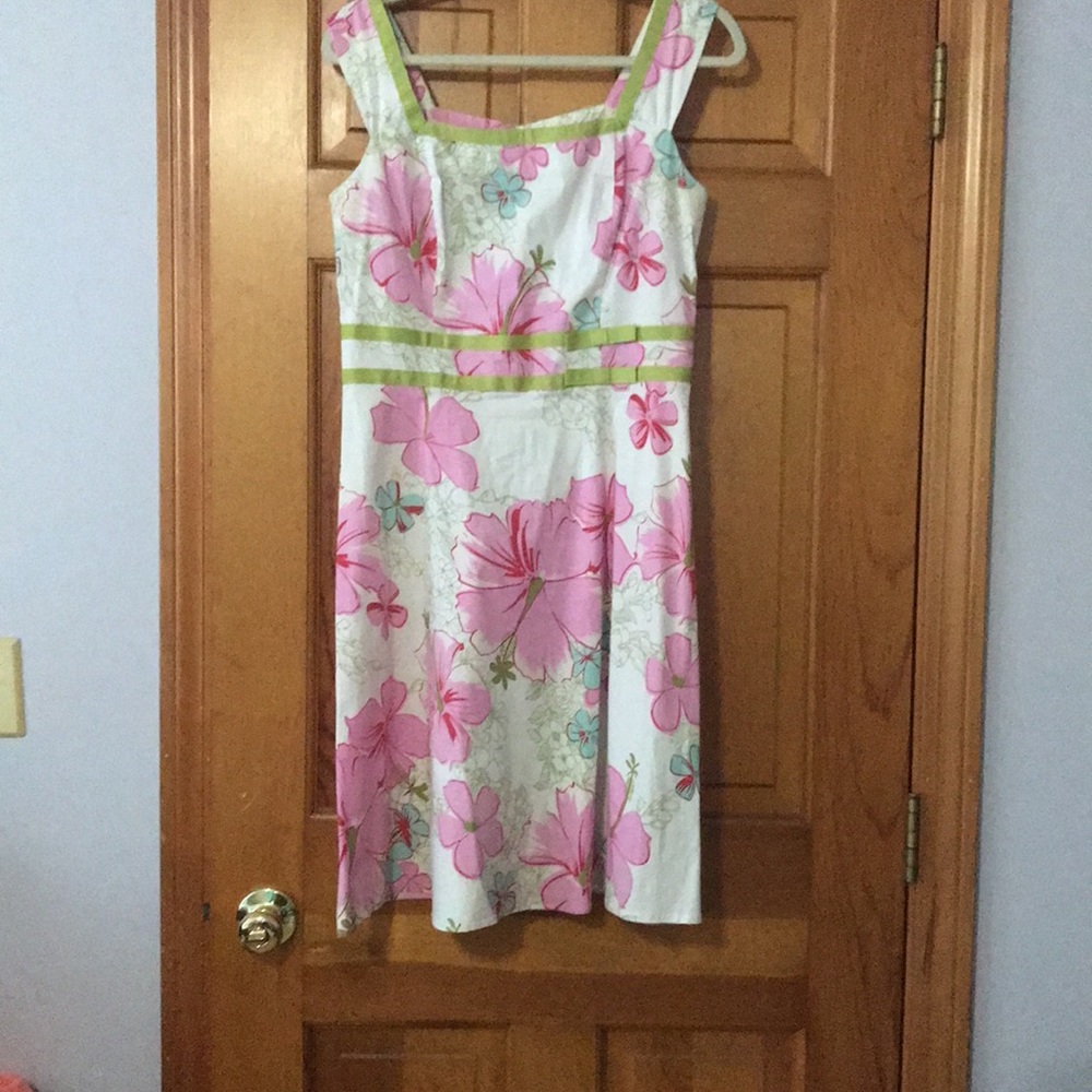 Women’s Blush Floral Print Dress size 7/8